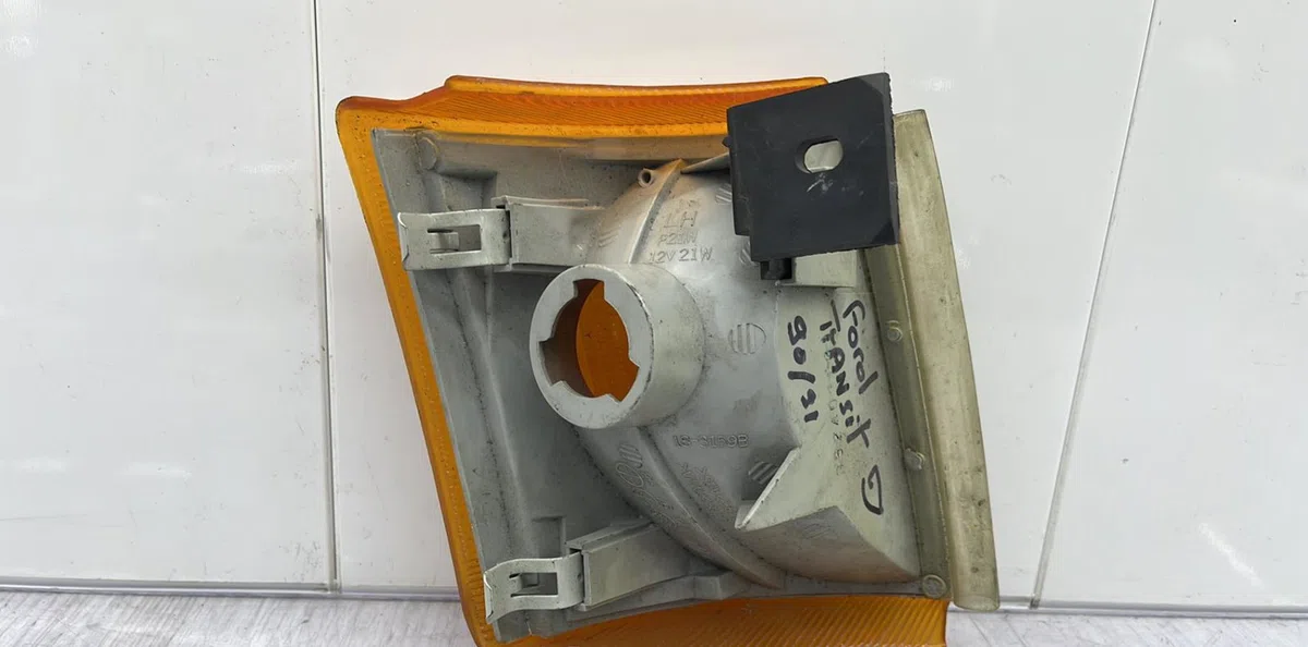 Clignotant gauche FORD TRANSIT 2 PHASE 1 occasion — photo 4