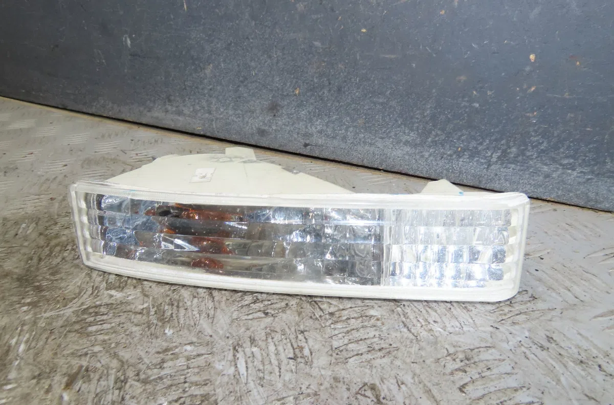 Clignotant gauche Honda PRELUDE IV (BB_) 2.0 i 16v (bb3) (1992-1996) occasion — photo 2