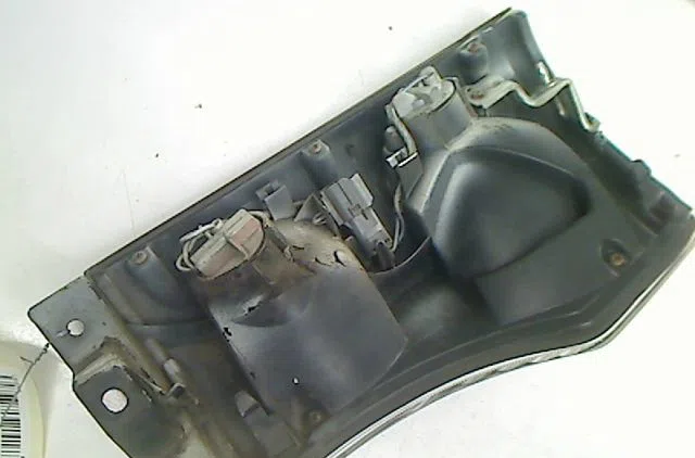 Clignotant gauche ISUZU NPR occasion — photo 2