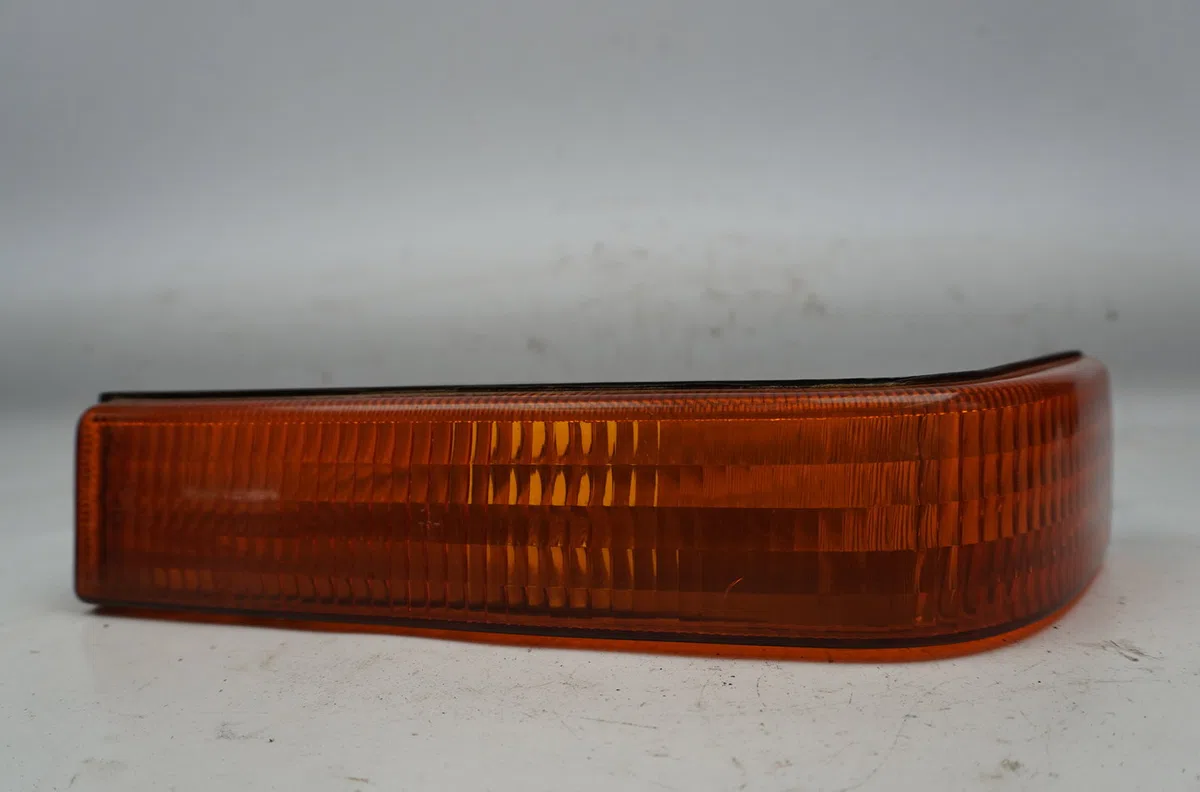 Clignotant gauche Jeep GRAND CHEROKEE I (ZJ, ZG) 2.5 td 4x4 (z) (1995-1999) occasion — photo 2