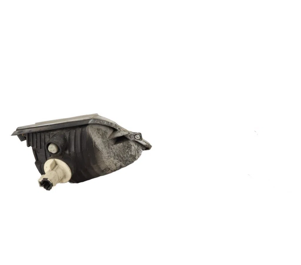Clignotant gauche Nissan MICRA III (K12) 1.4 16v (2003-2010) occasion — photo 4