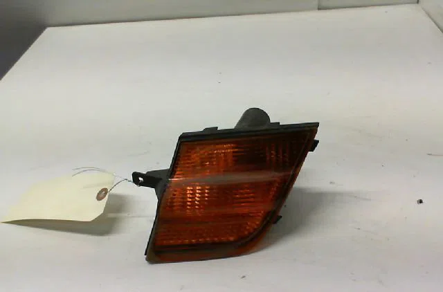 Clignotant gauche NISSAN MICRA III Phase 1 01-2003--07-2005 1.2i 80ch occasion