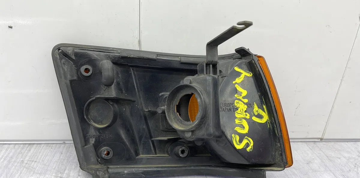 Clignotant gauche NISSAN SUNNY 3 occasion — photo 2