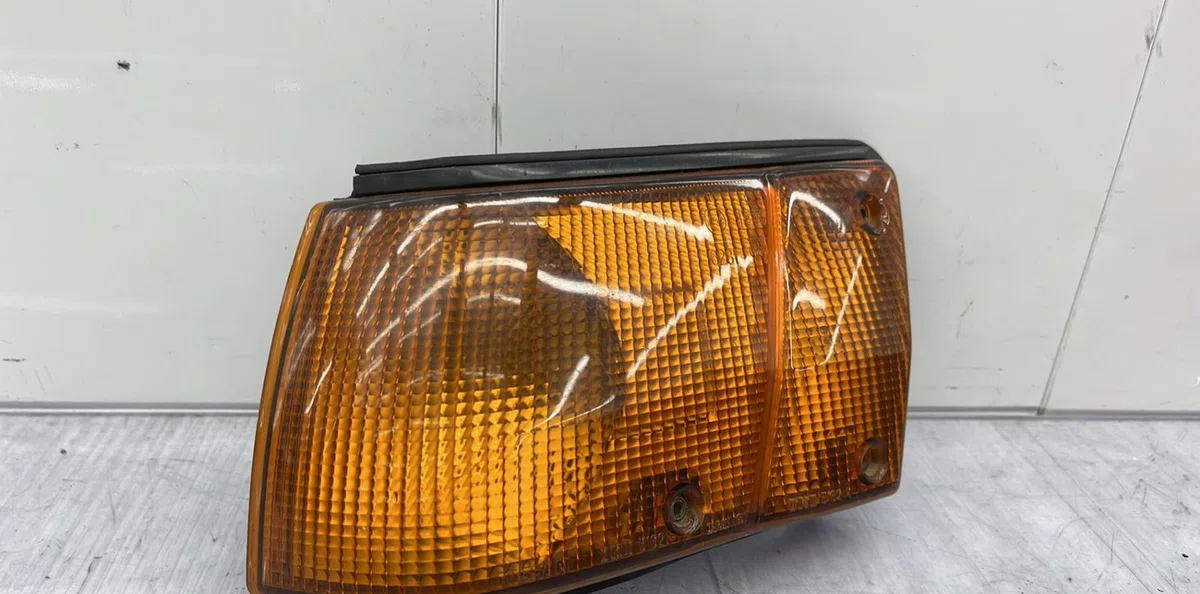 Clignotant gauche NISSAN SUNNY 3 occasion — photo 3