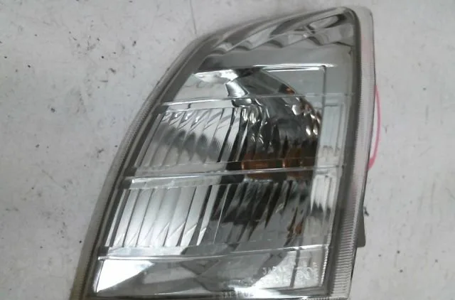Clignotant gauche Nissan X-TRAIL I (T30) 2.0 4x4 (2001-2013) occasion