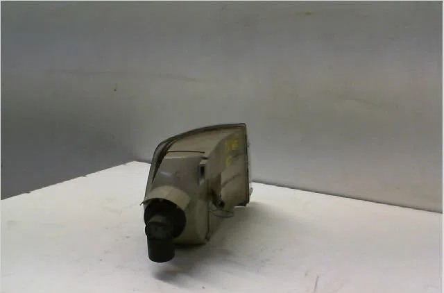 Clignotant gauche PEUGEOT 106 Phase 1 09-1991--04-1996 1.0i occasion