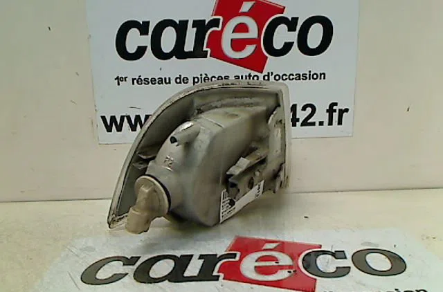 Clignotant gauche RENAULT ESPACE II 1994 occasion — photo 2