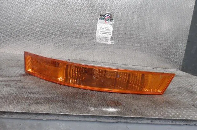 Clignotant gauche Renault MASTER II Camionnette (FD) 2.2 dci 90 (2000) occasion — photo 2