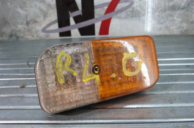 Clignotant gauche RENAULT R4 occasion