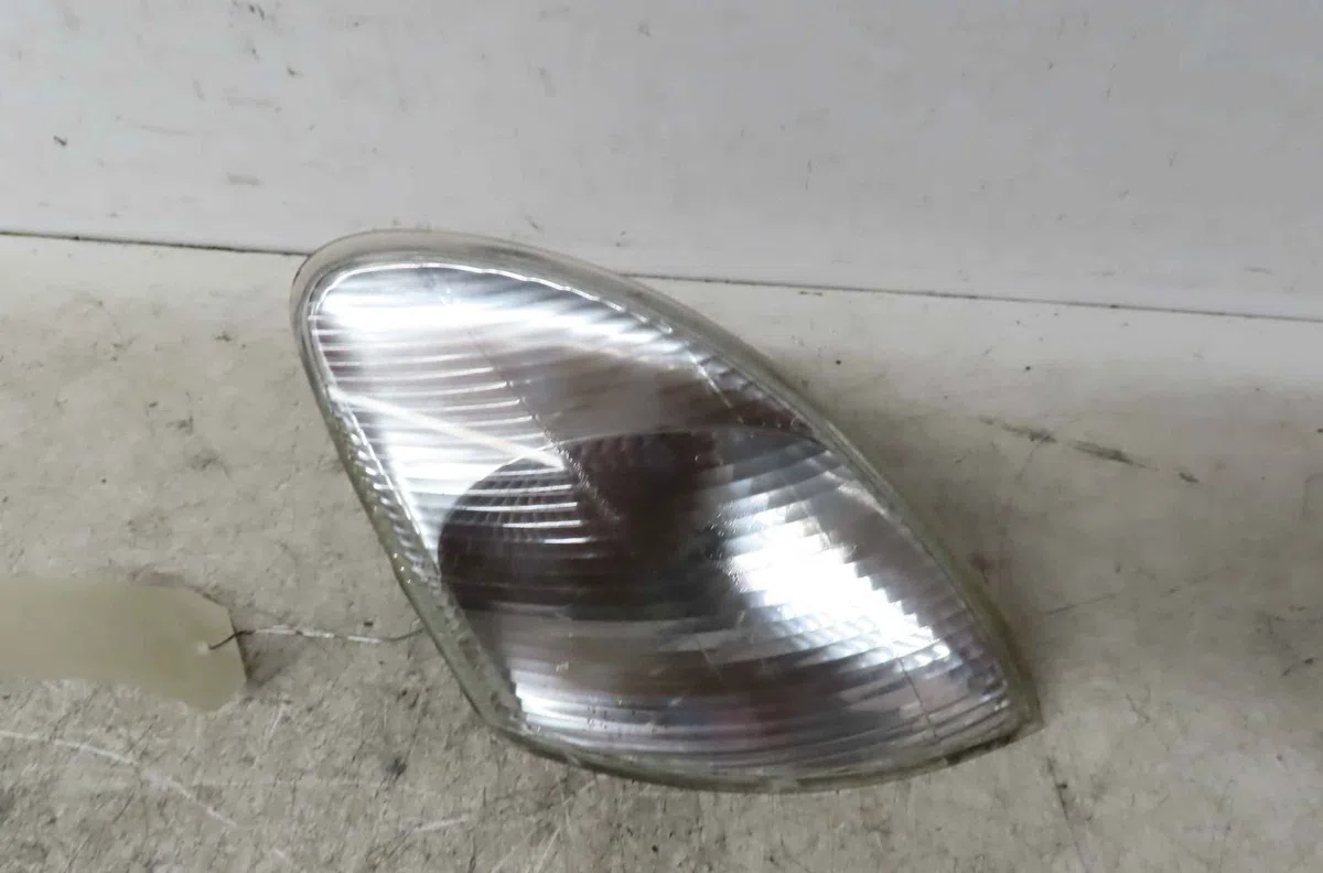 Clignotant gauche RENAULT SCENIC  I occasion — photo 2