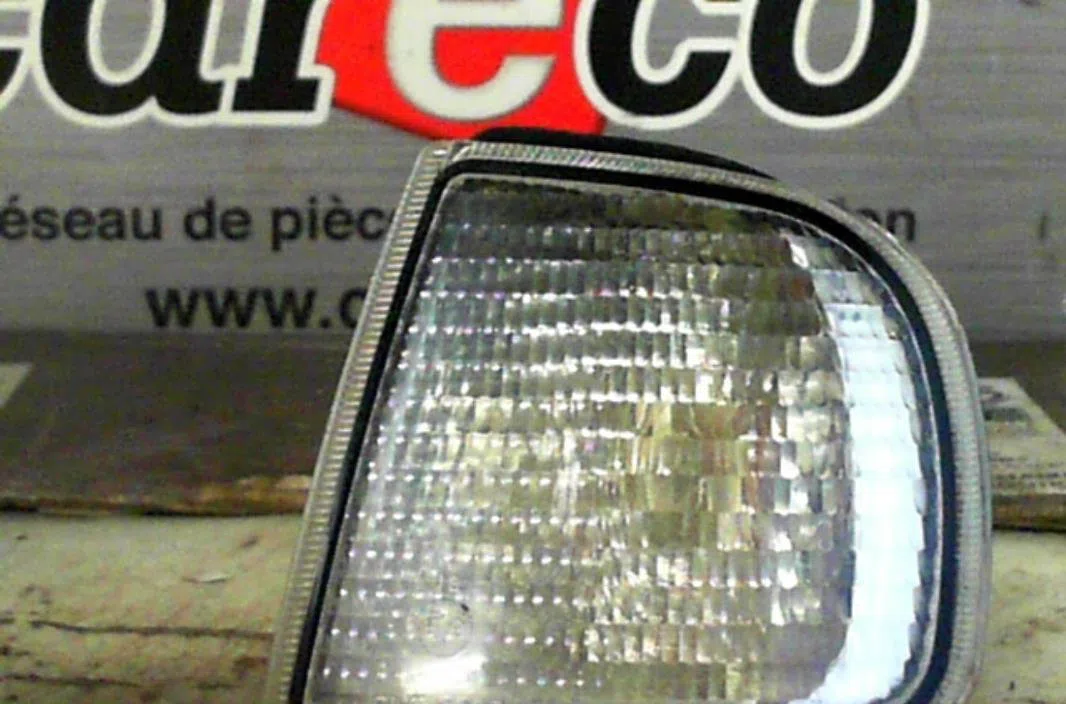 Clignotant gauche SEAT INCA  0 occasion