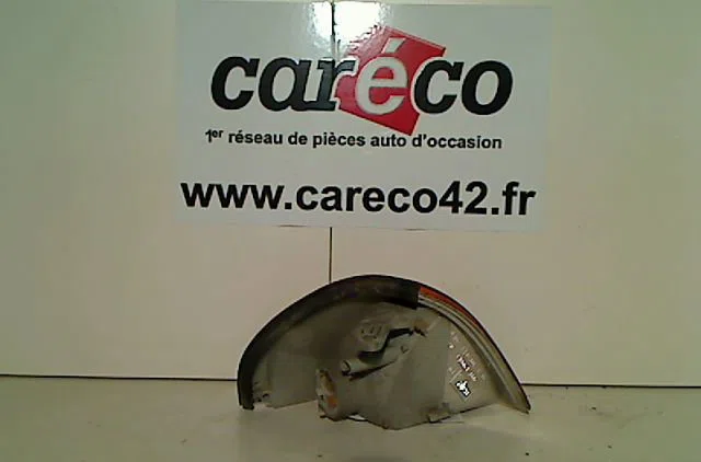 Clignotant gauche Suzuki SWIFT II 3-5 portes (EA, MA) 1.0 i (sf310, aa44) (1995-2005) occasion — photo 2