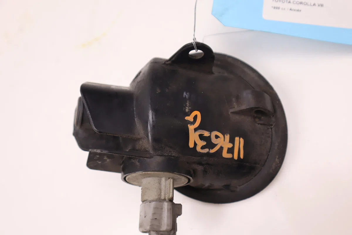 Clignotant gauche Toyota COROLLA Compact (_E11_) 1.4 (ee111_) (1997-1999) occasion — photo 2