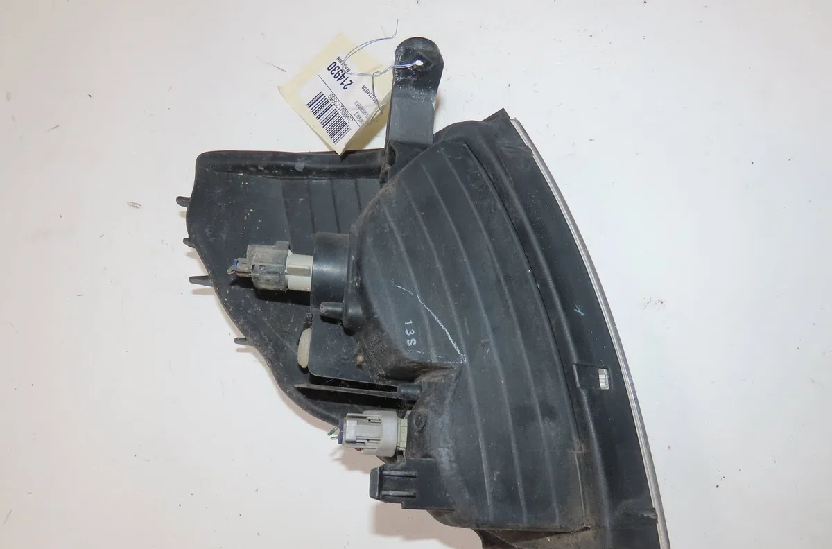 Clignotant gauche Toyota LAND CRUISER 90 (_J9_) 3.0 d-4d 4wd (kdj90_, kdj95_) (2000-2002) occasion — photo 4