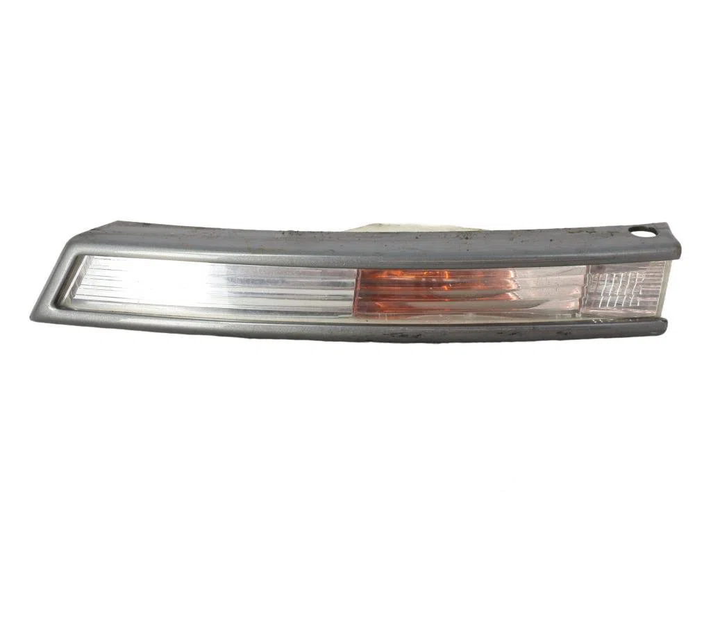 Clignotant gauche Volkswagen PASSAT B6 (3C2) 2.0 tdi 4motion (2005-2009) occasion — photo 2