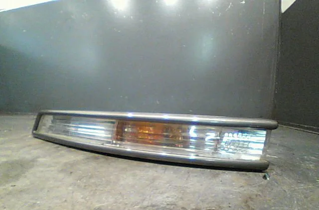 Clignotant gauche Volkswagen PASSAT B6 Variant (3C5) 2.0 tdi 16v (2005-2010) 5 portes occasion
