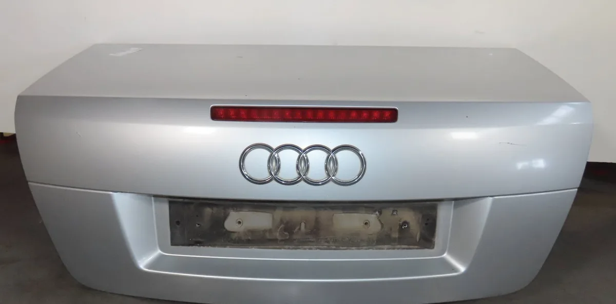 Coffre arrière Audi A4 B6 Décapotable (8H7) 2.5 tdi (2002-2005) occasion