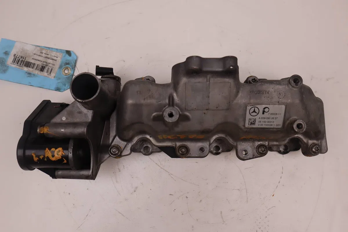Collecteur admission Smart FORFOUR (454) 1.5 cdi (454.001) (2004-2006) occasion — photo 3