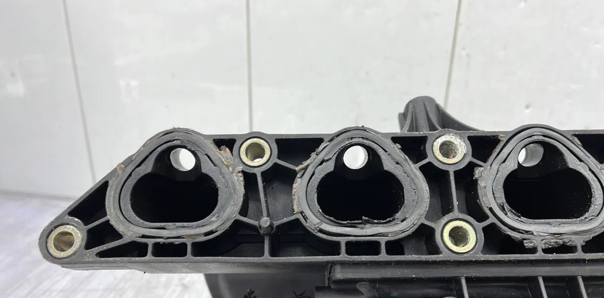 Collecteur admission VOLKSWAGEN GOLF 4 occasion — photo 4