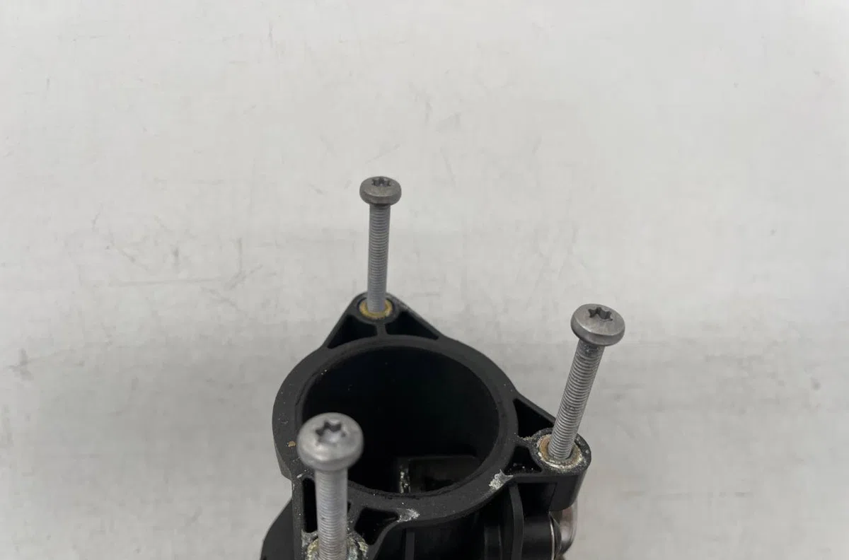 Collecteur admission VOLKSWAGEN POLO 5 PHASE 1 occasion — photo 2