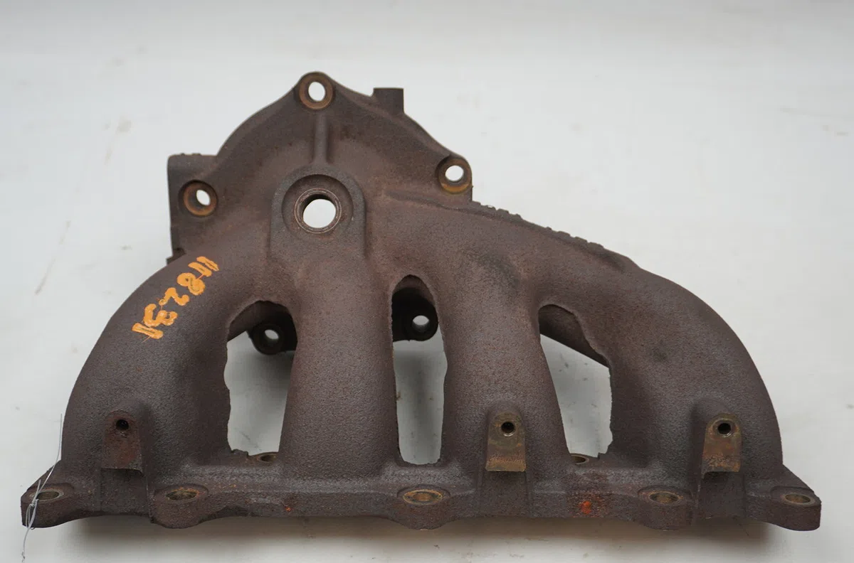 Collecteur echappement Mazda DEMIO (DW) 1.3 16v (dw3w) (1998-2003) occasion — photo 2