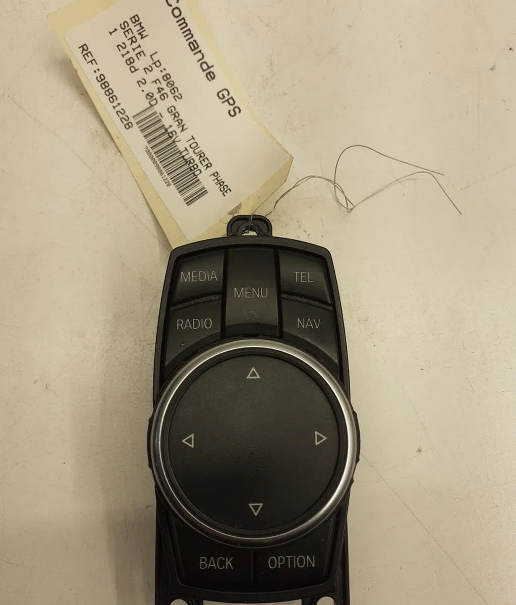 Commande autoradio Bmw 2 Gran Tourer (F46) 218 d (2014) occasion — photo 2