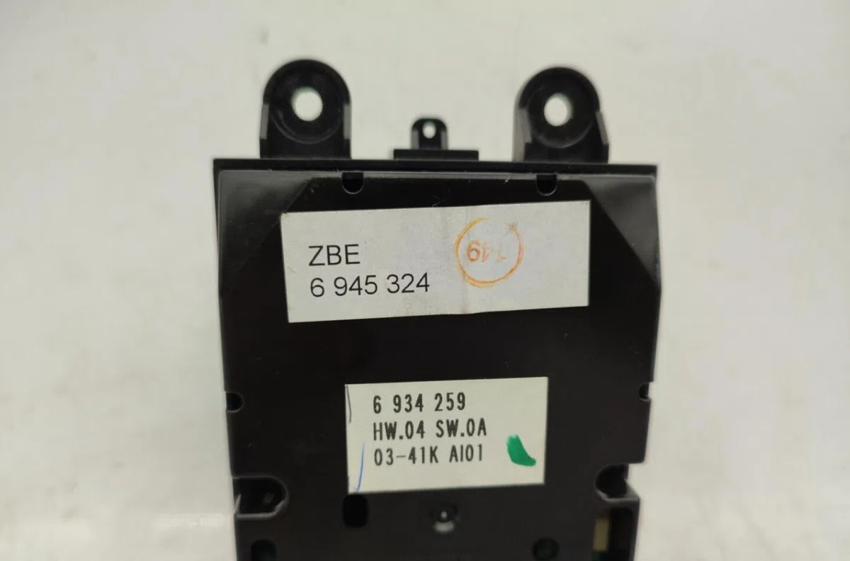 Commande autoradio BMW SERIE 5 E60 PHASE 2 occasion — photo 2