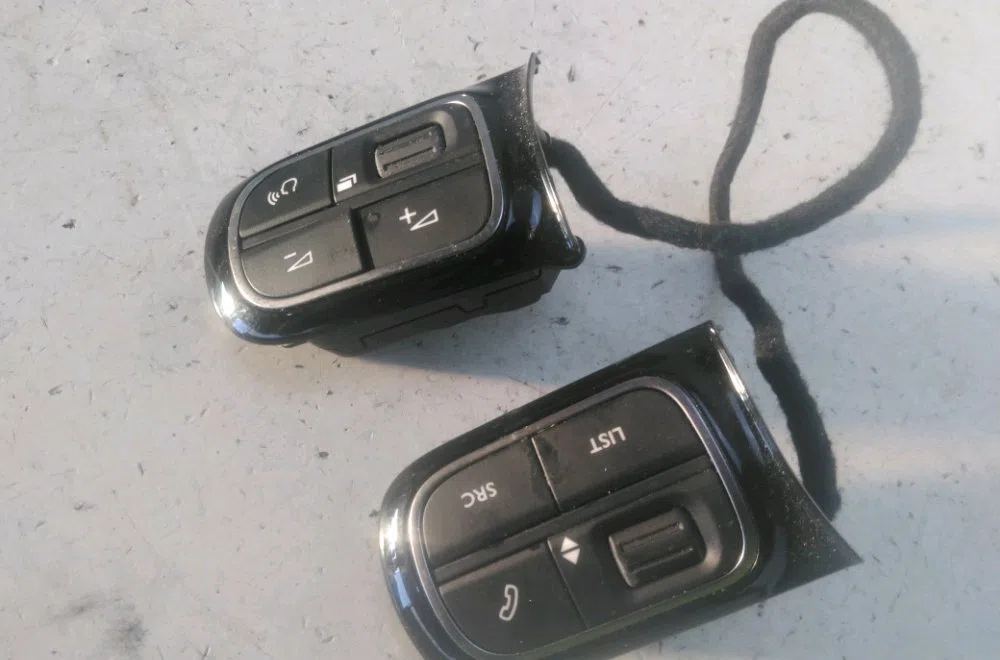 Commande autoradio Citroen C3 III (SX) 1.5 bluehdi 100 (sxyhyp, sxyhtu) (2018) occasion