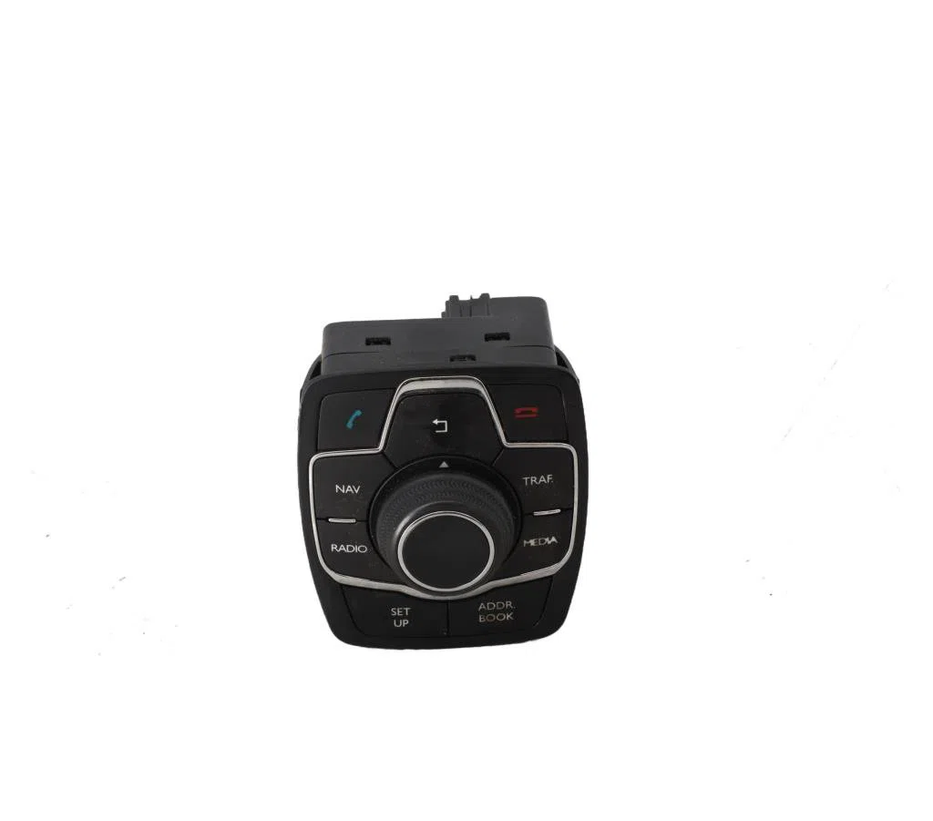 Commande autoradio Citroen DS5 2.0 hdi 200 hybrid4 traction intégrale (2011-2015) occasion — photo 2