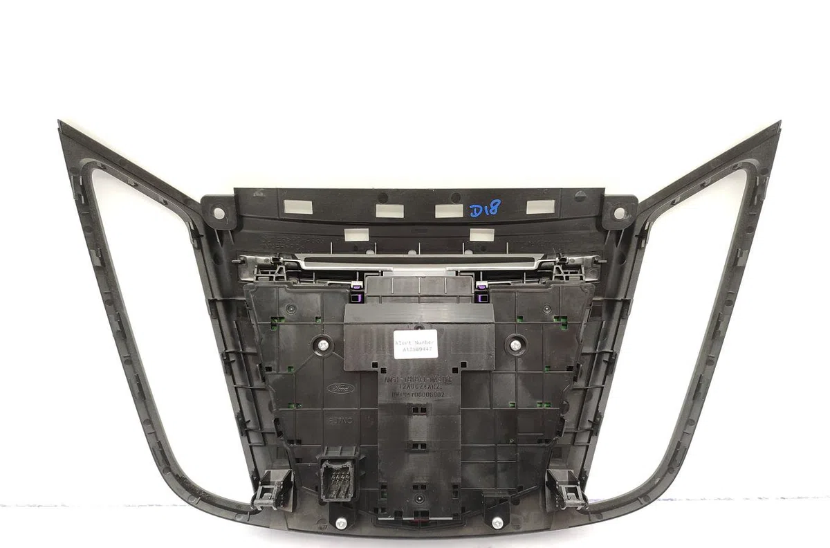 Commande autoradio FORD C-MAX 2 PHASE 1 occasion — photo 3