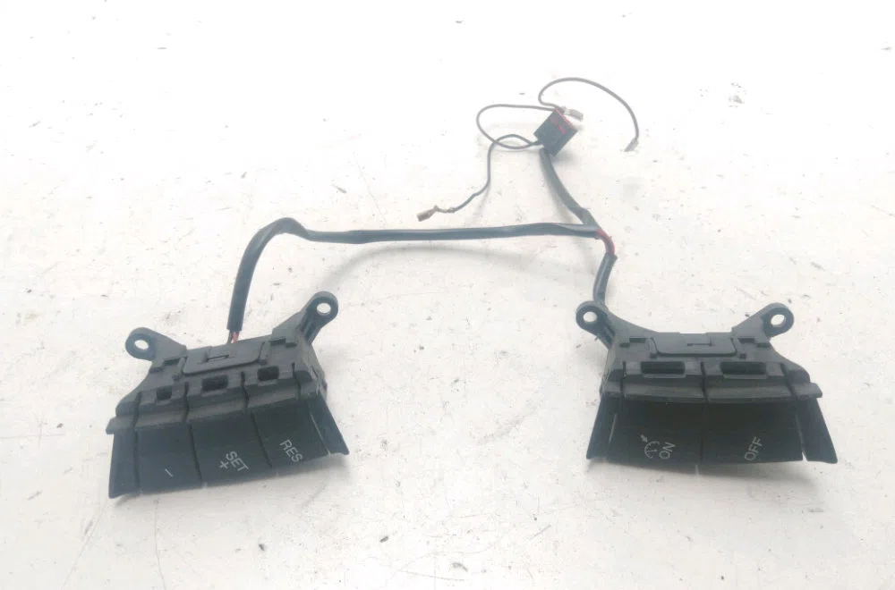 Commande autoradio Ford C-MAX (DM2) 1.6 tdci (2007-2010) 5 portes occasion — photo 2