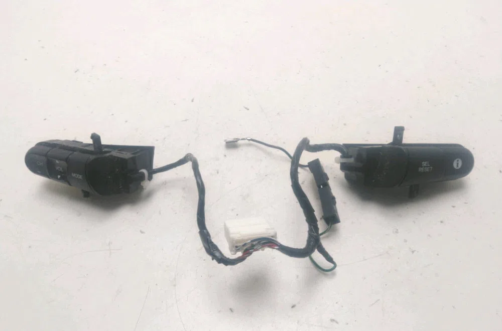 Commande autoradio Honda JAZZ III (GE_, GG_, GP_, ZA_) 1.3 i (ge6, gg3, gg6) (2008) occasion — photo 2