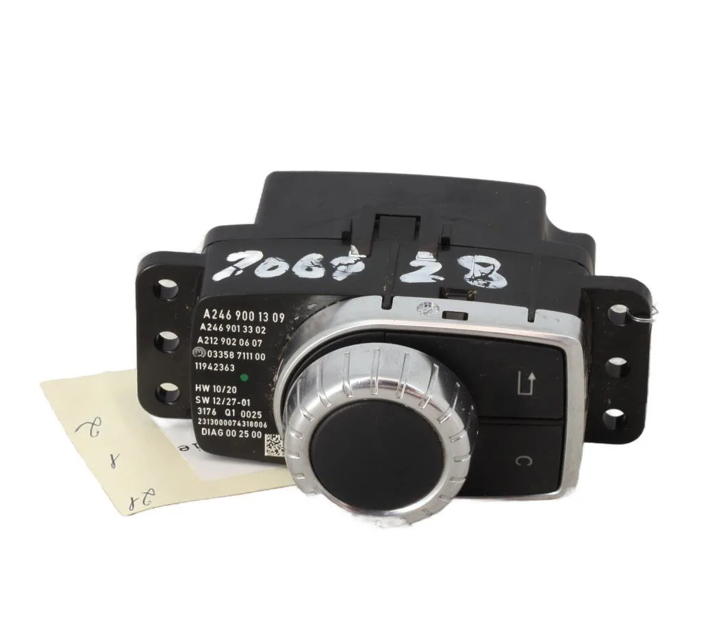 Commande autoradio Mercedes-benz CLA Coupé (C117) Cla 220 cdi - d (117.303) (2013-2019) occasion