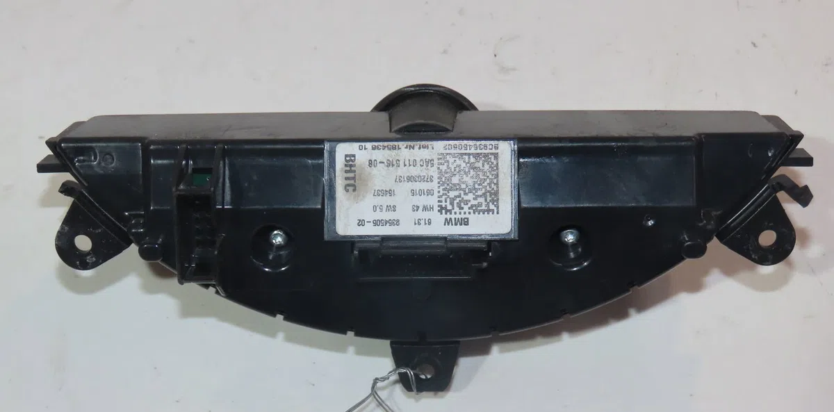 Commande autoradio Mini MINI (F56) Cooper d (2013) occasion — photo 2