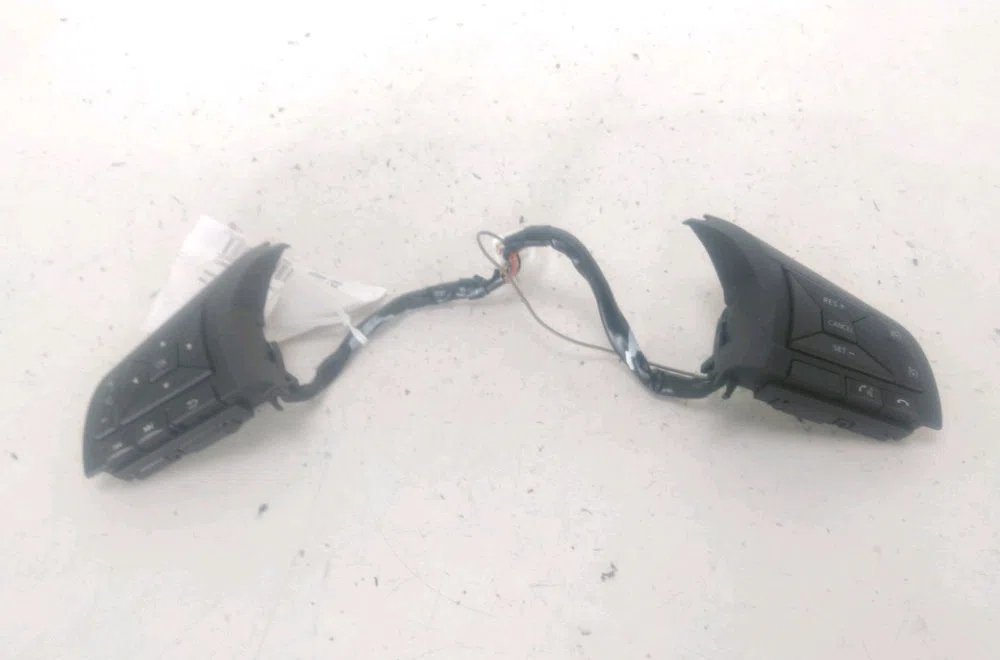 Commande autoradio Nissan MICRA V (K14) 0.9 ig-t (2016) occasion