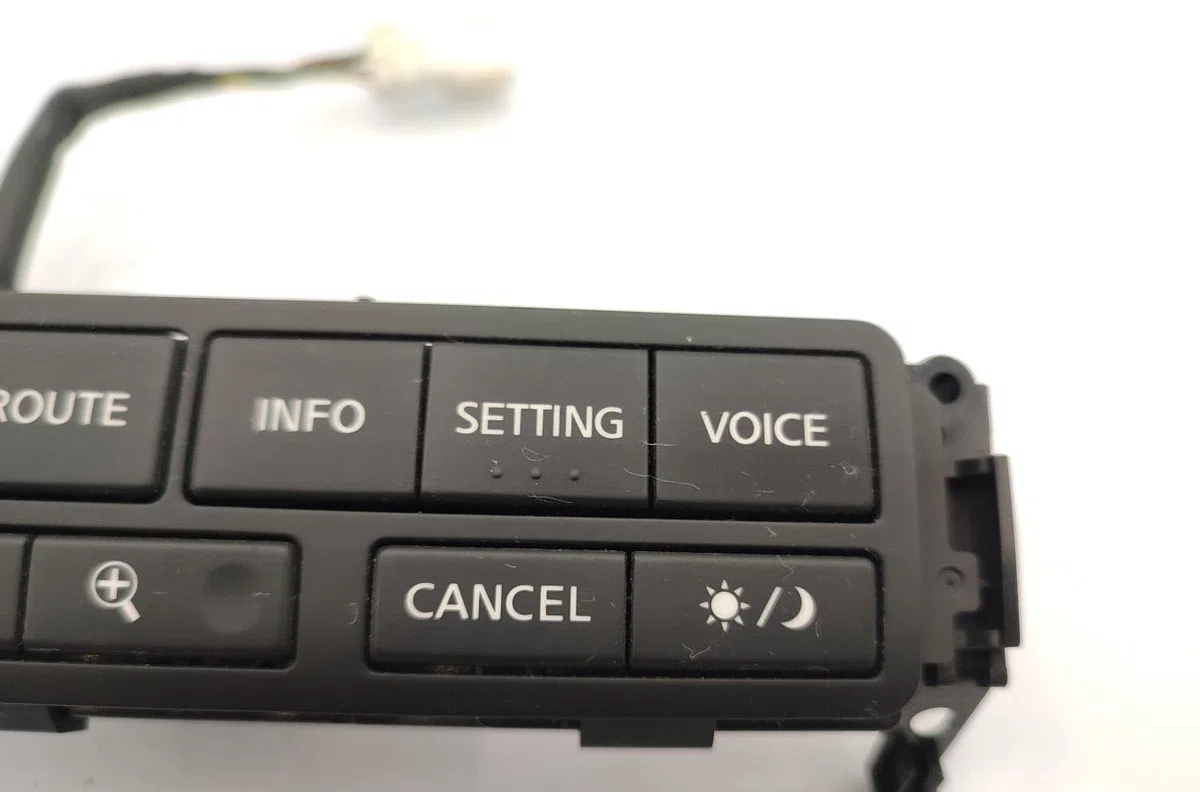 Commande autoradio NISSAN MURANO 1 occasion — photo 3