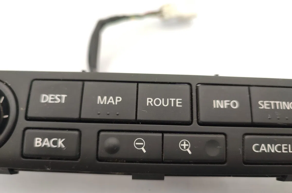 Commande autoradio NISSAN MURANO 1 occasion — photo 4