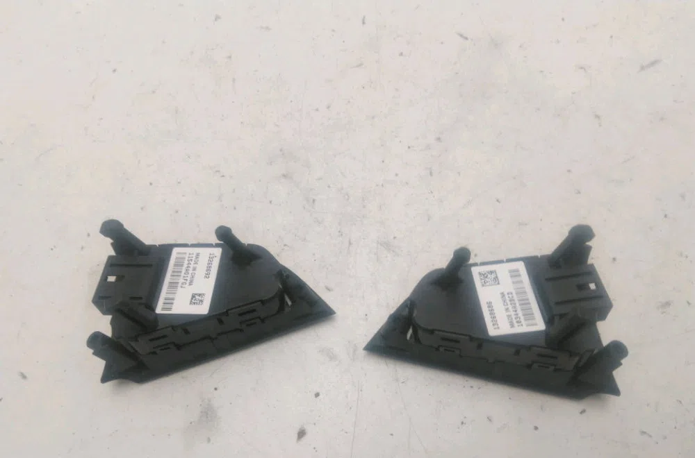Commande autoradio Opel ASTRA J A trois volumes 1.6 cdti (69) (2014) occasion — photo 2