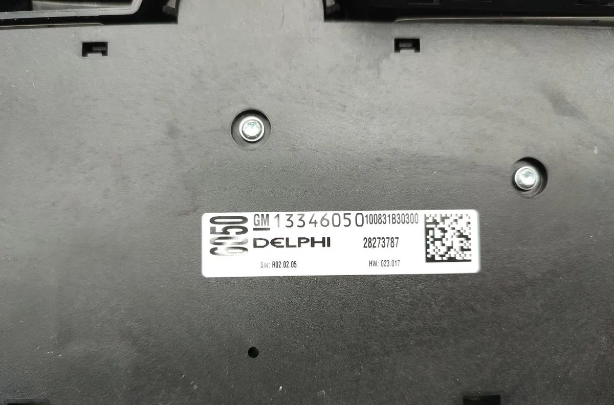 Commande autoradio OPEL ASTRA J PHASE 1 occasion