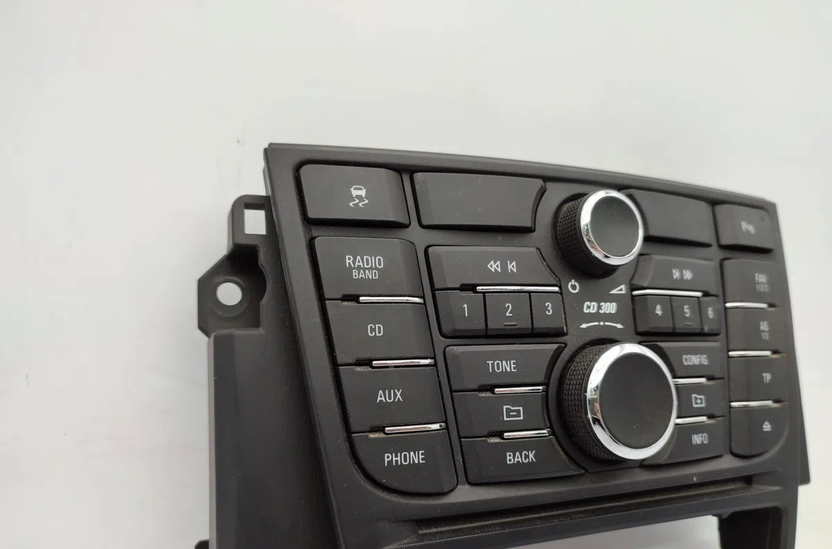Commande autoradio OPEL MERIVA B PHASE 1 occasion — photo 2