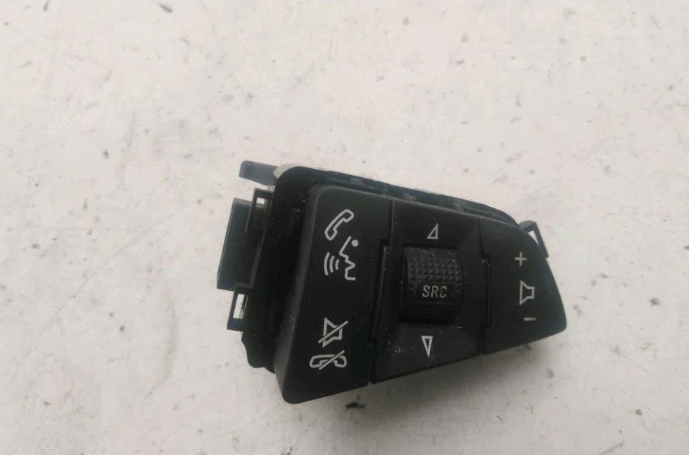 Commande autoradio Opel ZAFIRA TOURER C (P12) 1.6 cdti (75) (2013) occasion — photo 2
