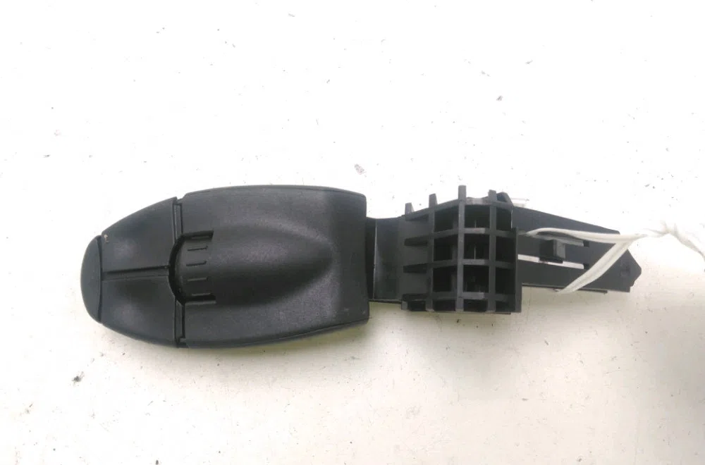 Commande autoradio Peugeot 208 I (CA_, CC_) 1.2 vti 68 - puretech 68 (2016) 5 portes occasion — photo 2