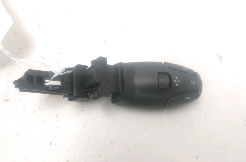 Commande autoradio Peugeot 307 CC (3B) 2.0 16v (2003-2005) 2 portes occasion — photo 2