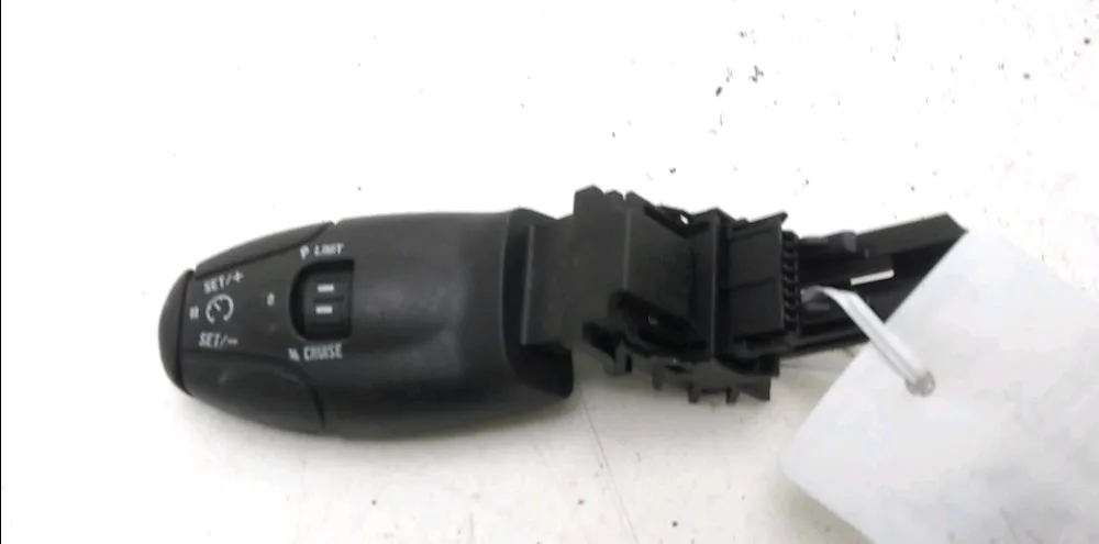 Commande autoradio Peugeot 308 SW I (4E_, 4H_) 1.6 hdi (2009-2014) 5 portes occasion