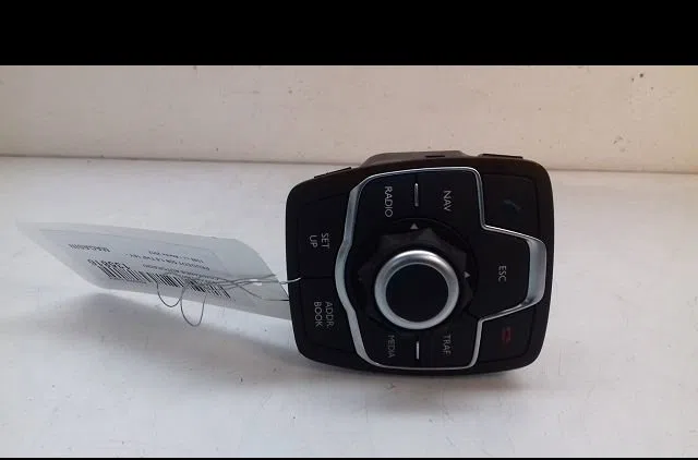 Commande autoradio Peugeot 508 I (8D_) 1.6 thp (2010-2018) occasion — photo 2