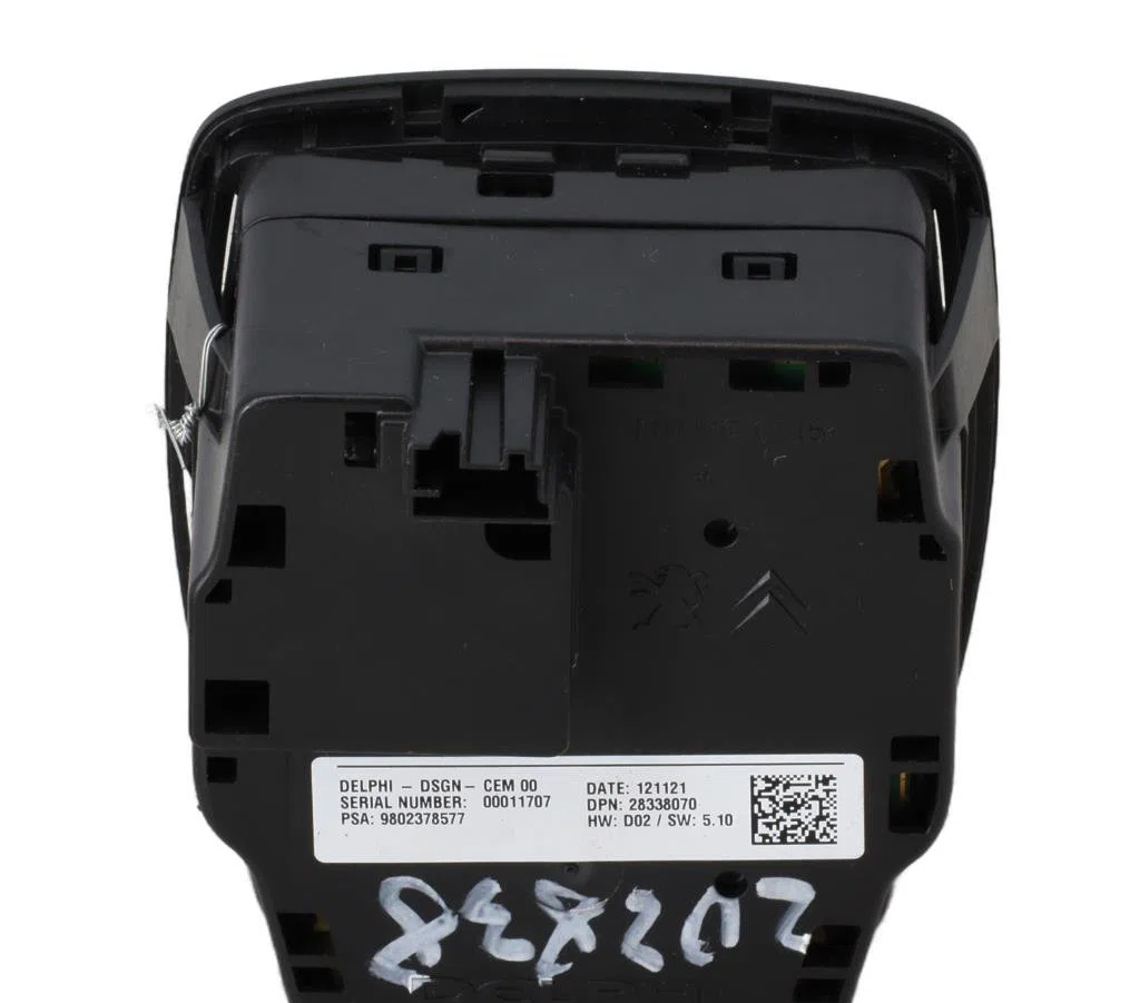 Commande autoradio Peugeot 508 SW I (8E_) 1.6 hdi (2010-2018) occasion — photo 2