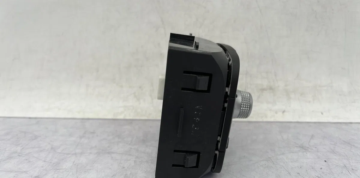 Commande autoradio RENAULT GRAND ESPACE 4 PHASE 2 occasion — photo 4