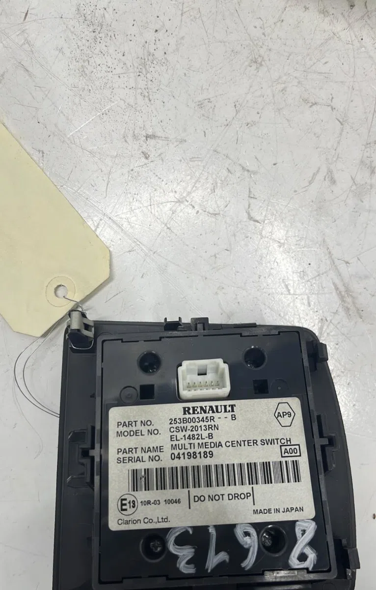 Commande autoradio Renault GRAND SCÉNIC III (JZ0-1_) 1.6 dci (jz00, jz12) (2011) 5 portes occasion