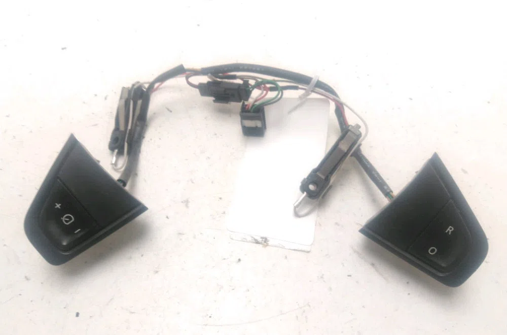 Commande autoradio Renault LAGUNA III Grandtour (KT0-1) 1.5 dci (kt0a, kt0r, kt02) (2007-2015) occasion — photo 2