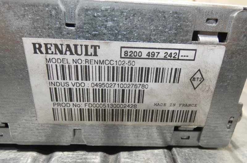 Commande autoradio RENAULT MEGANE 2 PHASE 1 BREAK occasion — photo 4